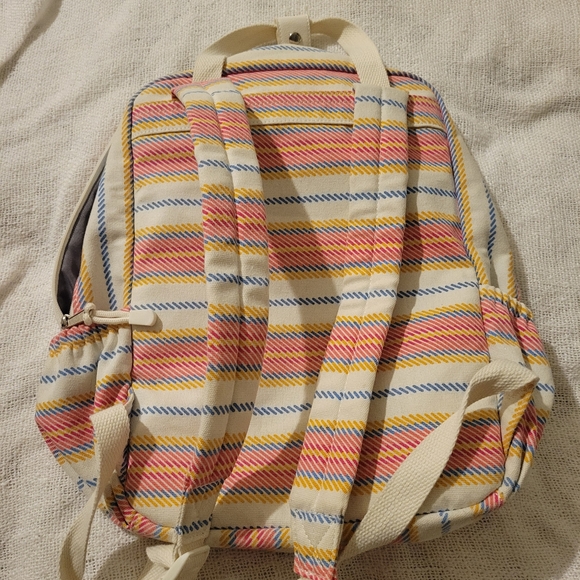 Pink/white backpack - Picture 2 of 5